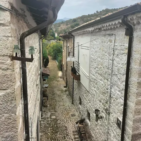 Capanna Canapina Apartament Alfedena